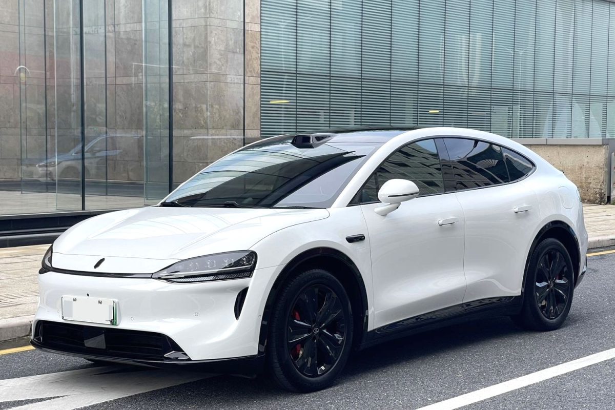 Luxeed R7
