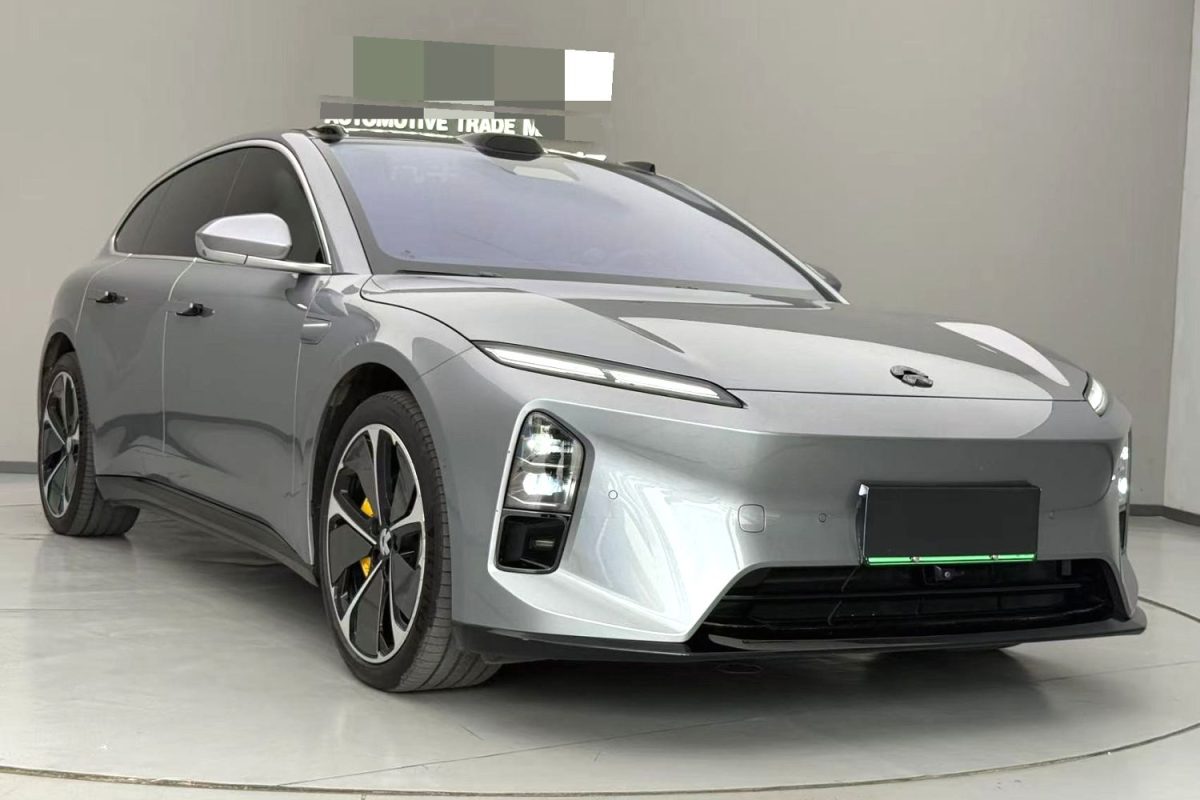 2025 NIO ET5T