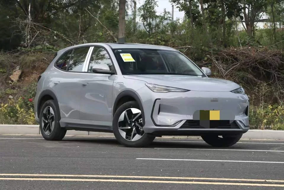 Geely Galaxy E5