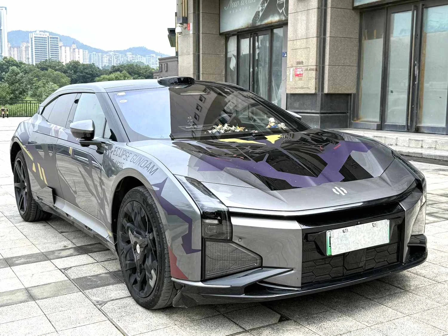2023 HiPhi Z