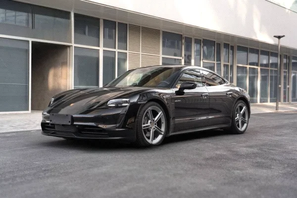 2022 Porsche Taycan EV RWD