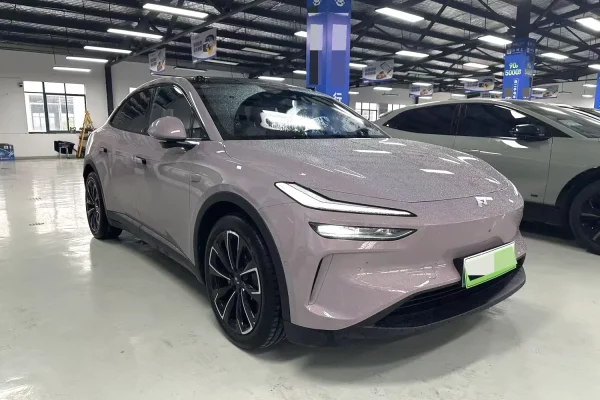 2025 NIO ONVO L60