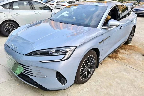 2024 BYD Seal DM-i
