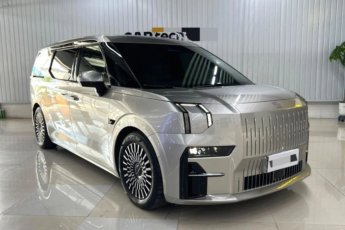 2022 Zeekr 009 WE Edition