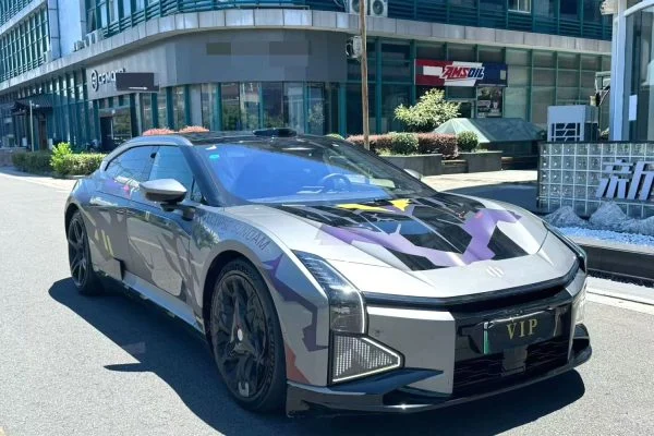 2023 HiPhi Z 5-Seater Edition