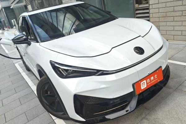 2024 Volkswagen ID.UNYX Ultra Long Range Edition