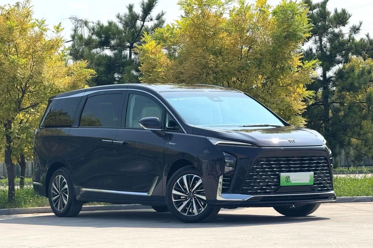 2026 Buick GL8 Luzun PHEV Luxury Edition