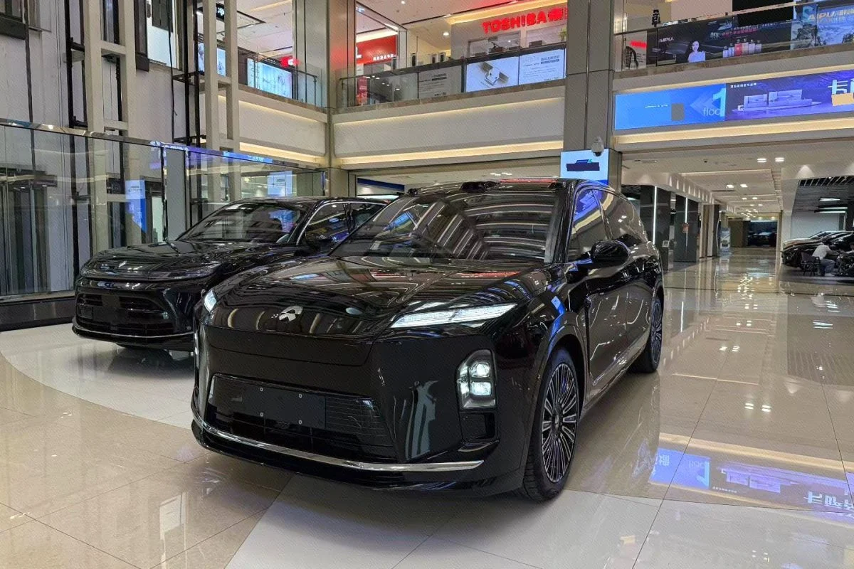 2026 NIO ES8 5-Seater Executive Luxury Edition