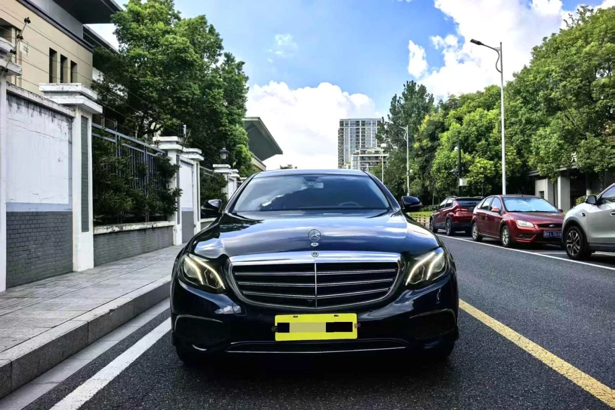 2020 Mercedes‑Benz E 300 L Fashion Edition