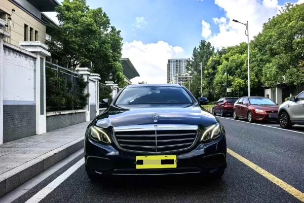 2020 Mercedes‑Benz E 300 L Fashion Edition