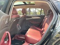 Hongqi H5 2024 red leather rear seats with centre armrest